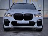 BMW X5 2020 года за 37 500 000 тг. в Усть-Каменогорск – фото 2