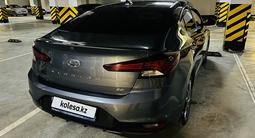 Hyundai Elantra 2019 годаүшін8 700 000 тг. в Астана – фото 5