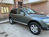 Volkswagen Touareg 2004 года за 4 000 000 тг. в Атырау