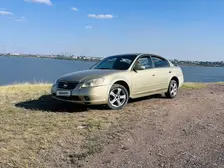 Nissan Altima, 2002