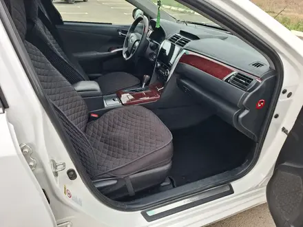 Toyota Camry 2012 года за 7 840 000 тг. в Уральск – фото 12