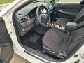 Toyota Camry 2012 годаүшін7 840 000 тг. в Уральск – фото 15