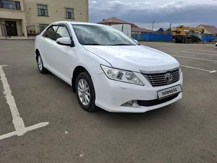 Toyota Camry 2012 года за 7 840 000 тг. в Уральск – фото 3