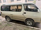 Toyota Hiace 1994 годаүшін950 000 тг. в Алматы – фото 3