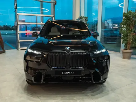 BMW X7 XDrive 40i 2026 года за 83 910 814 тг. в Шымкент – фото 3