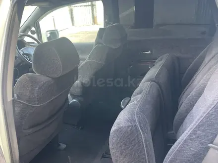 Honda Odyssey 2000 года за 4 050 000 тг. в Алматы – фото 9