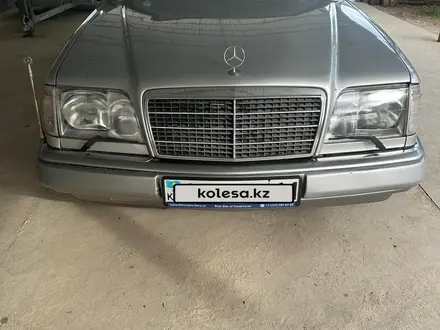 Mercedes-Benz E 220 1994 года за 2 900 000 тг. в Алматы – фото 7