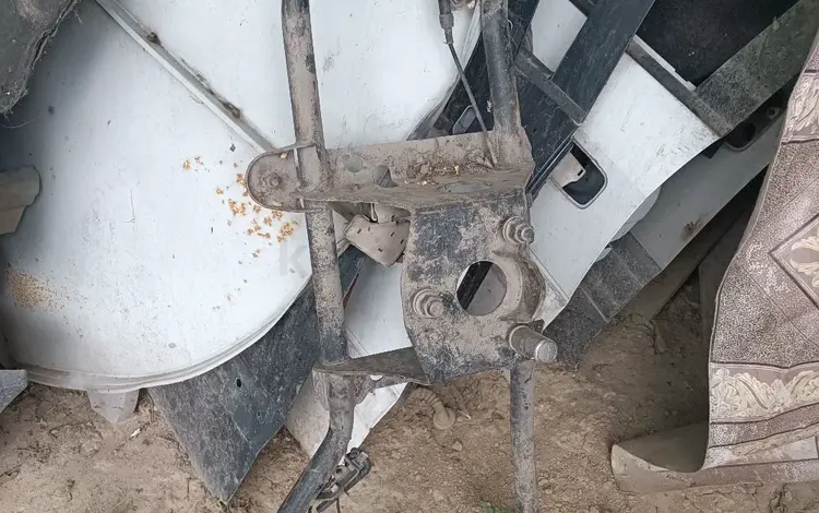 Держатель запаски на Сюрф 130 за 52 000 тг. в Алматы