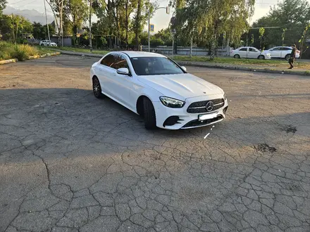 Mercedes-Benz E 200 2021 года за 26 500 000 тг. в Алматы