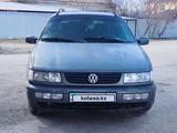 Volkswagen Passat 1994 года за 1 800 000 тг. в Туркестан – фото 2