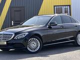 Mercedes-Benz C 180 2014 года за 10 800 000 тг. в Караганда