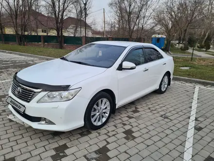 Toyota Camry 2013 года за 10 000 000 тг. в Шымкент – фото 2