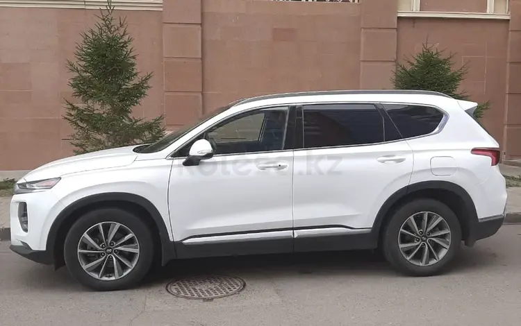 Hyundai Santa Fe 2020 года за 13 000 000 тг. в Павлодар