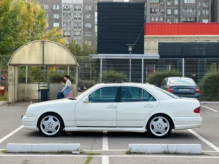 Mercedes-Benz E 55 AMG 2002 года за 9 000 000 тг. в Шымкент – фото 4