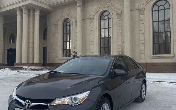 Toyota Camry 2015 годаfor8 500 000 тг. в Астана