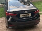 Hyundai Accent 2017 года за 3 000 000 тг. в Мерке – фото 2