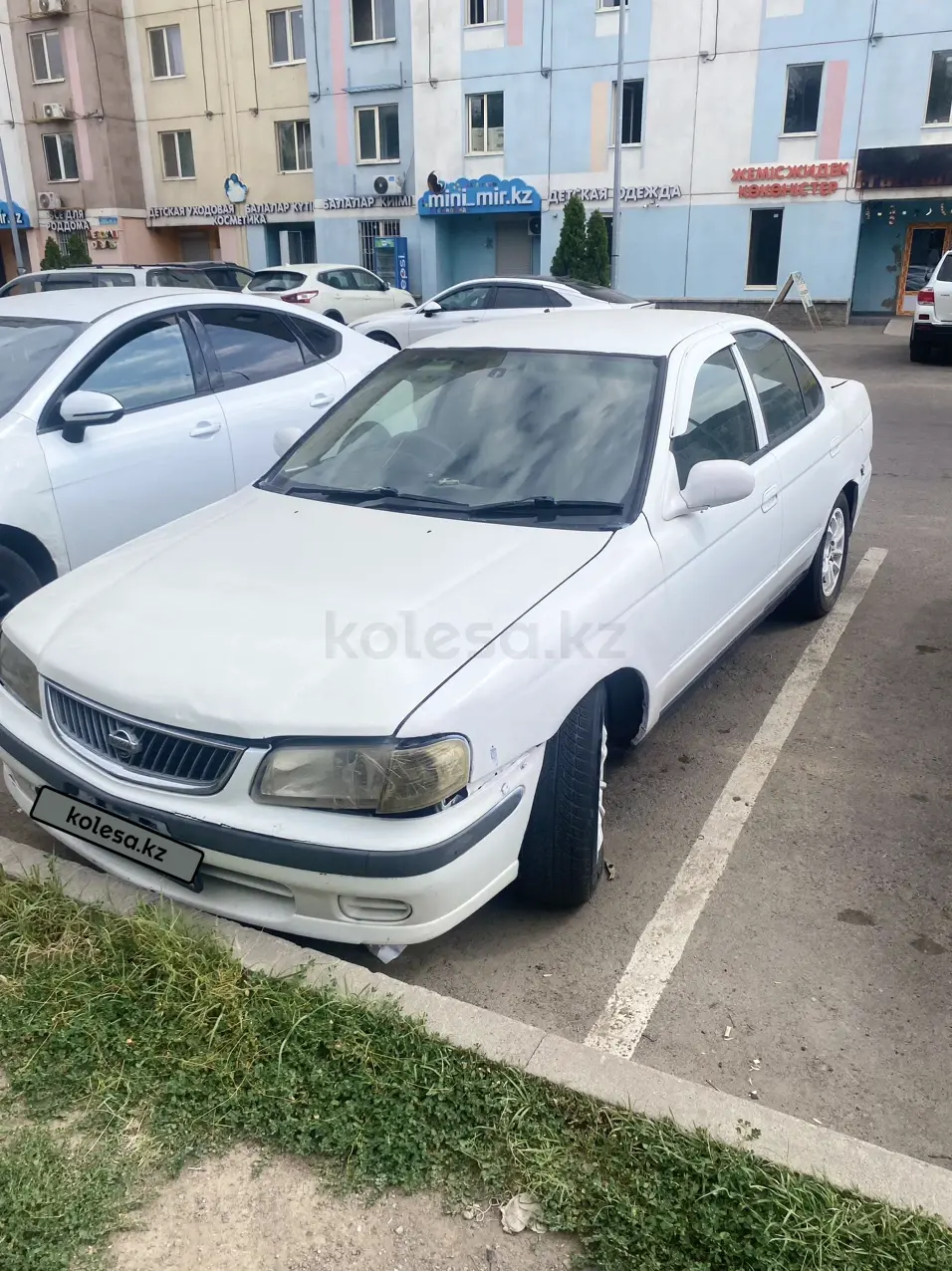 Nissan Sunny, 2003