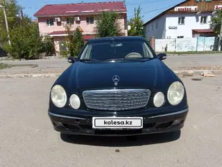 Mercedes-Benz E 240
