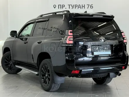 Toyota Land Cruiser Prado Luxe 2023 года за 37 900 000 тг. в Астана – фото 2