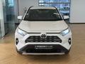 Toyota RAV4 2021 года за 12 700 000 тг. в Астана – фото 2
