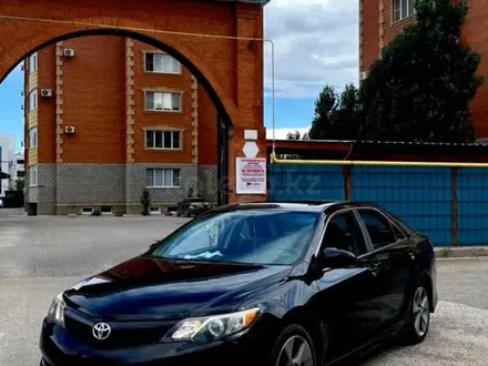 Toyota Camry 2012 года за 5 550 000 тг. в Актобе