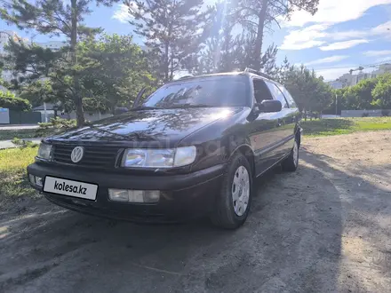 Volkswagen Passat 1996 года за 2 200 000 тг. в Астана