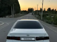 Toyota Camry, 1999