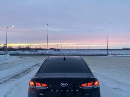 Hyundai Sonata 2018 года за 7 500 000 тг. в Уральск – фото 8