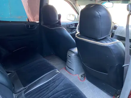 Hyundai Santa Fe 2000 года за 3 100 000 тг. в Астана – фото 9