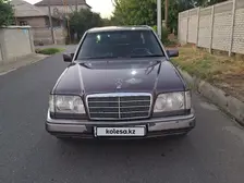 Mercedes-Benz E-Class, 1995