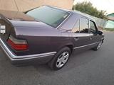 Mercedes-Benz E 320 1995 года за 1 750 000 тг. в Шымкент – фото 3