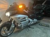 Honda  GL 1800 2012 года за 12 000 000 тг. в Алматы – фото 4
