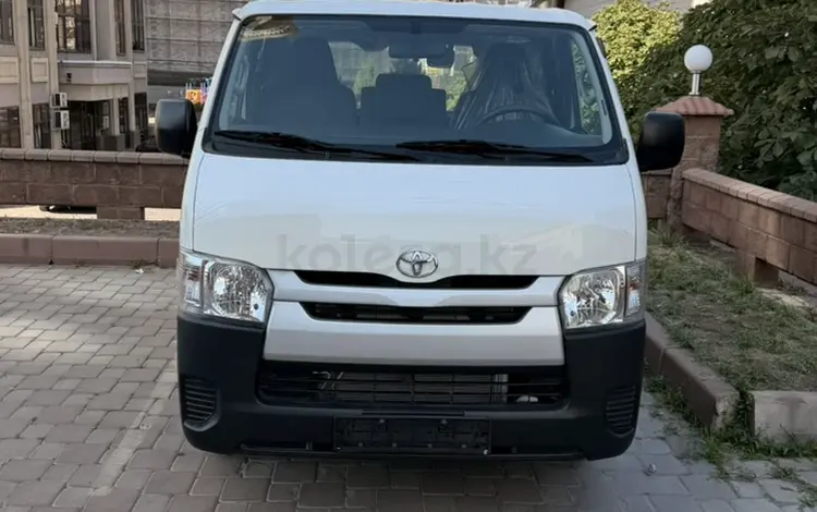 Toyota Hiace 2026 годаүшін24 000 000 тг. в Алматы