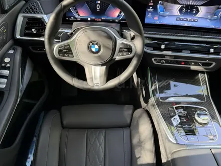BMW X7 2025 года за 68 500 000 тг. в Астана – фото 25