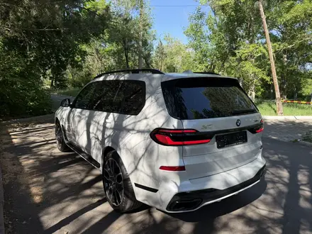 BMW X7 2025 года за 68 500 000 тг. в Астана – фото 6