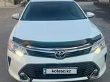 Toyota Camry 2015 годаfor12 000 000 тг. в Туркестан – фото 2