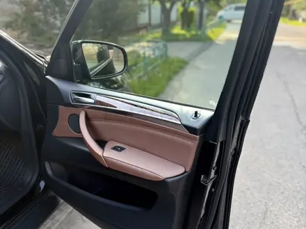 BMW X5 2010 года за 10 500 000 тг. в Алматы – фото 20