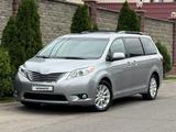 Toyota Sienna 2015 года за 13 800 000 тг. в Алматы