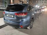 Toyota Highlander 2017 года за 14 500 000 тг. в Алматы – фото 2
