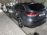 Toyota Highlander 2017 года за 14 500 000 тг. в Алматы – фото 4