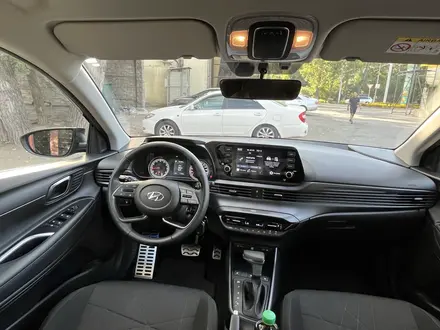 Hyundai Bayon 2024 года за 7 800 000 тг. в Алматы – фото 22