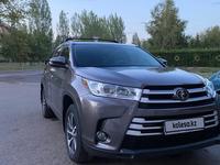Toyota Highlander 2017 года за 17 000 000 тг. в Астана