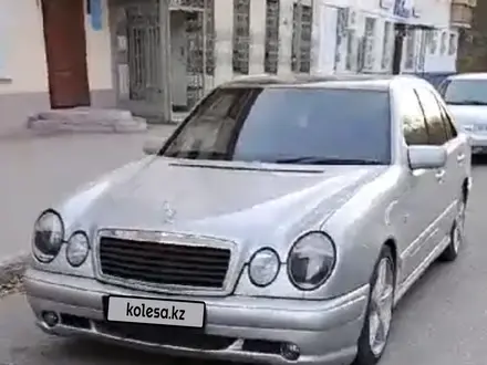 Mercedes-Benz E 200 1998 года за 4 300 000 тг. в Жезказган – фото 2