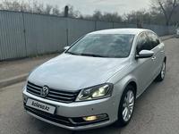 Volkswagen Passat 2011 года за 5 500 000 тг. в Алматы