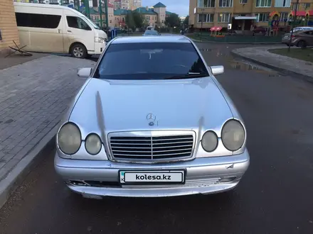 Mercedes-Benz E 280 1996 года за 2 900 000 тг. в Астана – фото 7