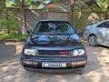 Volkswagen Golf 1995 года за 1 500 000 тг. в Алматы – фото 2