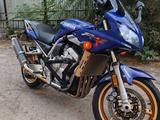 Yamaha  FZS1000 Fazer 2001 года за 1 650 000 тг. в Шымкент
