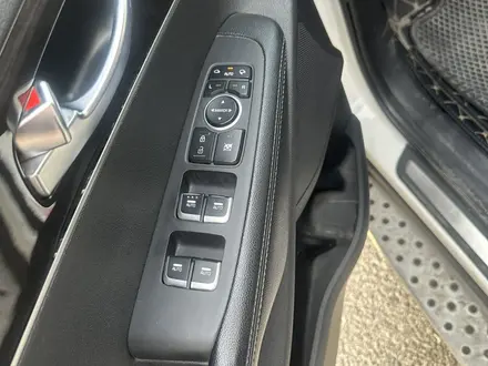 Kia Sorento 2018 года за 11 800 000 тг. в Шымкент – фото 10
