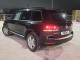 Volkswagen Touareg 2008 года за 6 000 000 тг. в Жезказган – фото 3