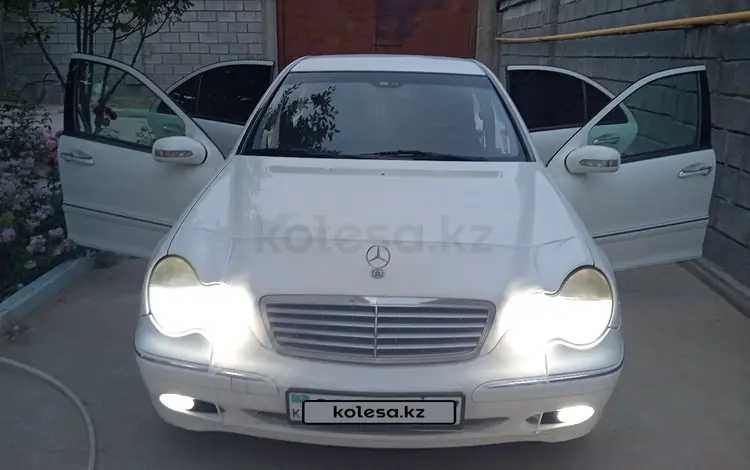 Mercedes-Benz C 200 2002 годаүшін3 950 000 тг. в Шымкент